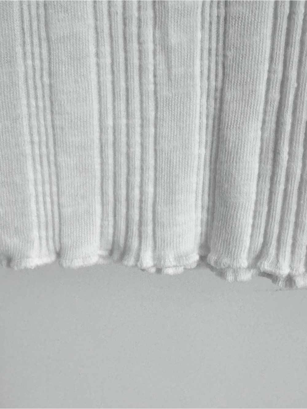 Universal Thread White Ribbed Knit Tank Top, M - Picture 3 of 5
